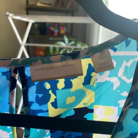 New York & Company Tank - Picture 3 of 3